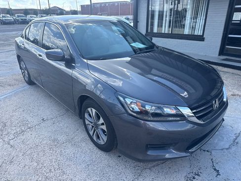 Used 2014 Honda Accord LX image 2