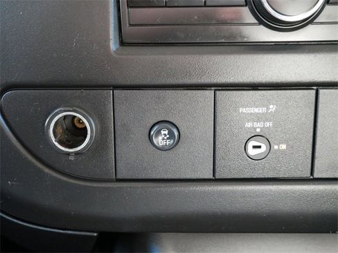 Used 2017 Chevrolet Express 3500 image 16