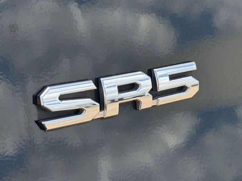 Used 2022 Toyota Tundra SR5 w/ SR5 Premium Package RWD image 11