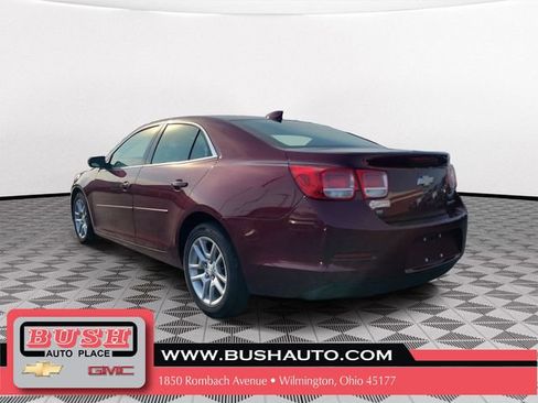 Used 2015 Chevrolet Malibu LT w/ Power Convenience Package FWD image 3