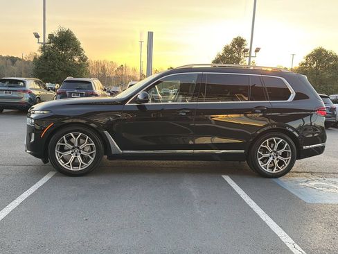Used 2025 BMW X7 xDrive40i AWD/4WD image 6