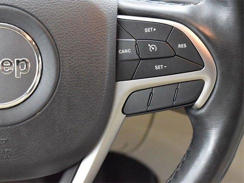 Certified 2020 Jeep Grand Cherokee Limited image 17