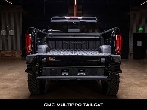 Used 2022 GMC Sierra 2500 Denali image 9