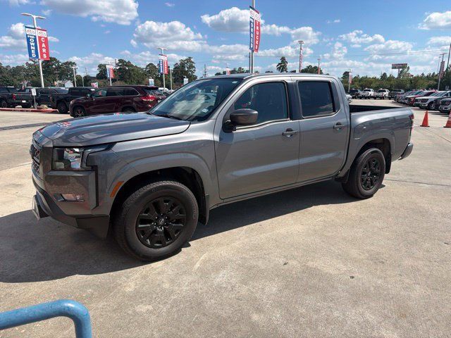 Used 2024 Nissan Frontier SV w/ SV Convenience Package RWD image 1