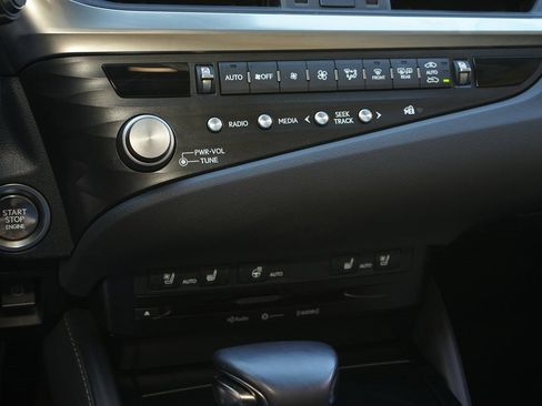 Used 2021 Lexus ES 350 w/ Premium Package image 17