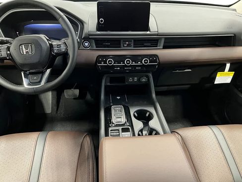 New 2025 Honda Pilot Elite image 18