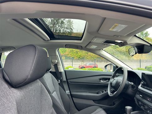 New 2025 Honda Accord SE image 23