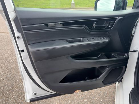 Used 2023 Honda Odyssey Elite image 10