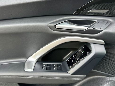 New 2025 Audi Q5 Premium Plus image 10