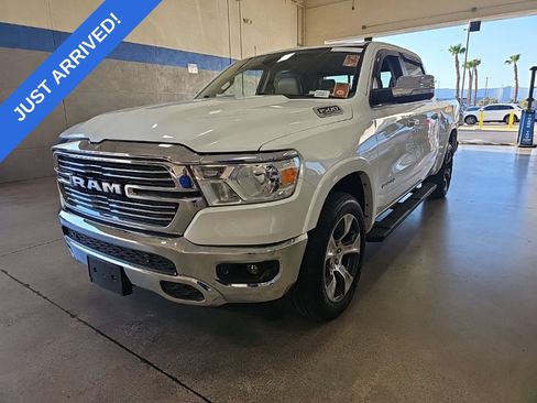 Used 2022 RAM 1500 Laramie AWD/4WD image 1