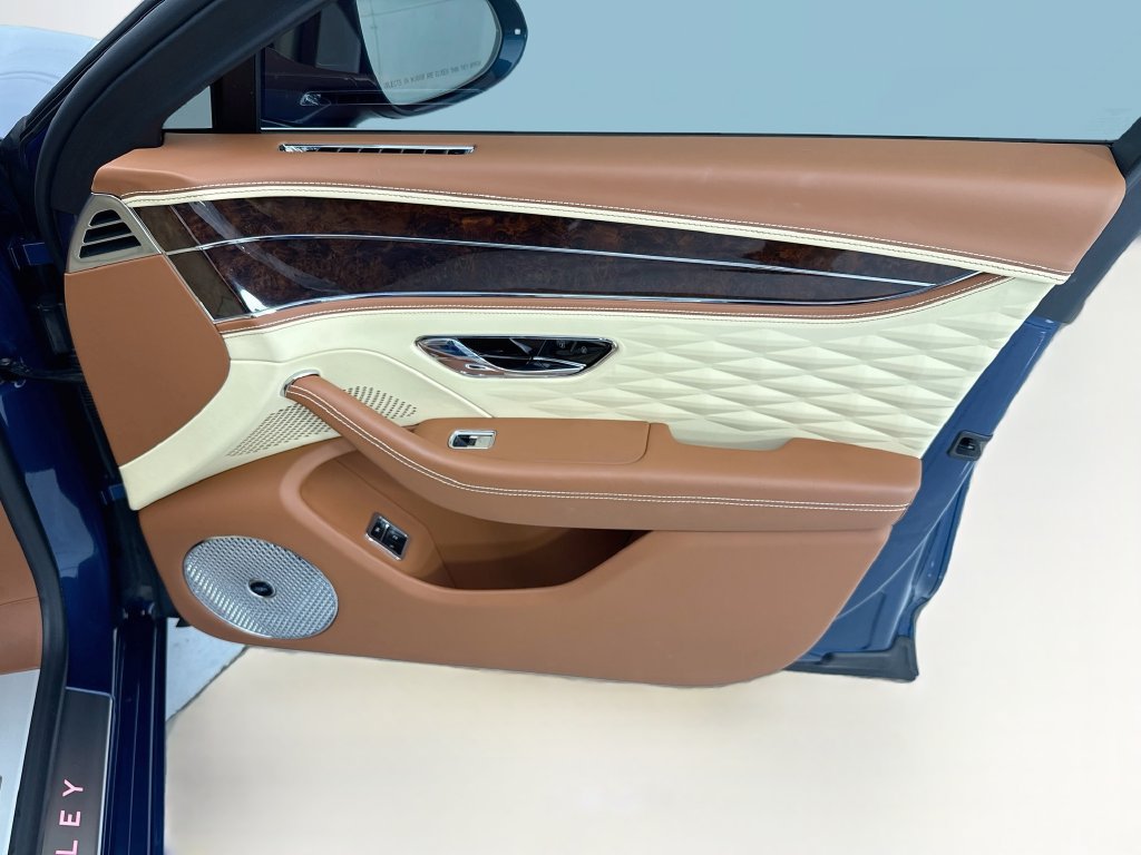 Certified 2020 Bentley Flying Spur W12 AWD/4WD image 24