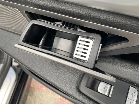 Used 2019 BMW 740i 740i image 17