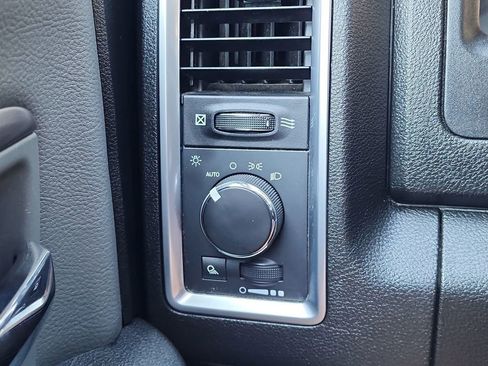 Used 2024 RAM 1500 Classic SLT image 24