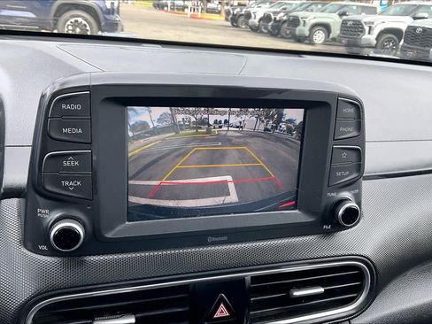 Used 2019 Hyundai Kona SE image 25