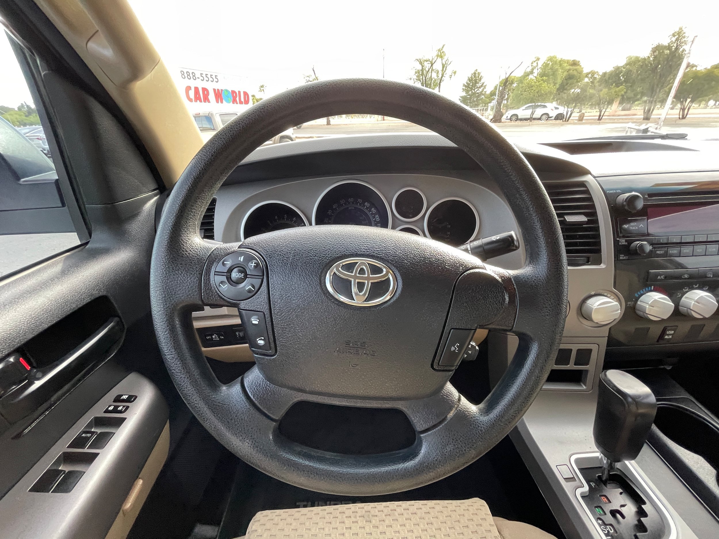Used 2013 Toyota Tundra 4x4 Double Cab w/ TRD Off-Road Pkg image 15