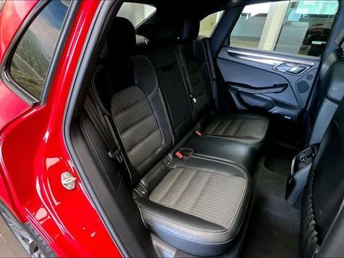 Used 2024 Porsche Macan Turbo AWD/4WD image 19