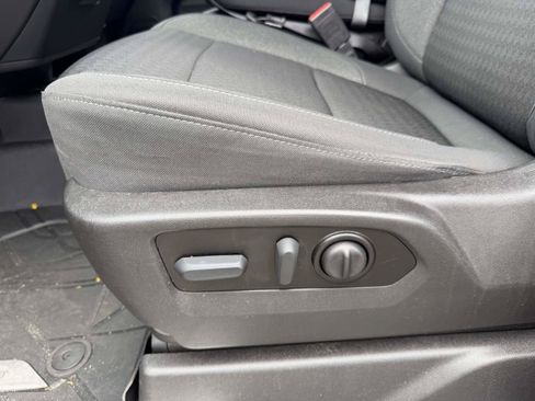 Certified 2022 Chevrolet Silverado 1500 RST w/ LPO, Blackout Package AWD/4WD image 15