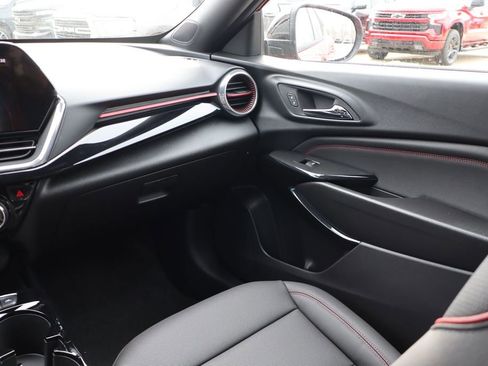 New 2026 Chevrolet Trax RS w/ Driver Confidence Package image 35