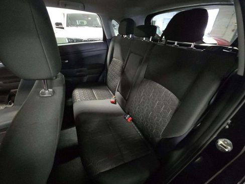 Used 2024 Mitsubishi Outlander Sport ES image 3