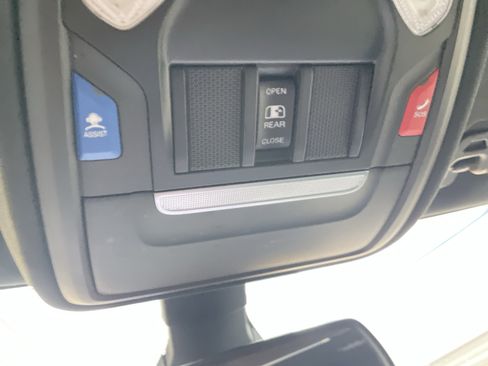 Used 2019 RAM 1500 Big Horn image 15