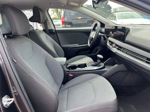 Used 2025 Kia K4 FWD image 13