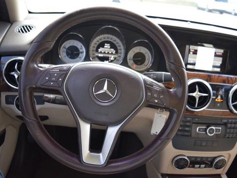 Used 2013 Mercedes-Benz GLK 250 BlueTEC 4MATIC image 65