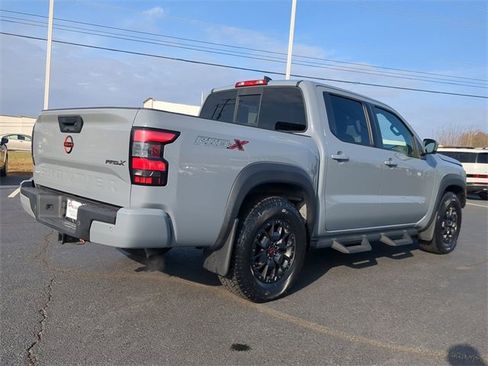 Used 2022 Nissan Frontier Pro-X w/ Pro-X Premium Package image 4