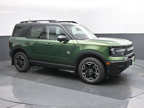 New 2025 Ford Bronco Sport Outer Banks w/ Outer Banks Tech Package+ AWD/4WD image 34