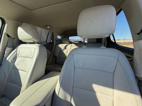 Used 2019 GMC Terrain Denali w/ Advanced Safety Package image 11