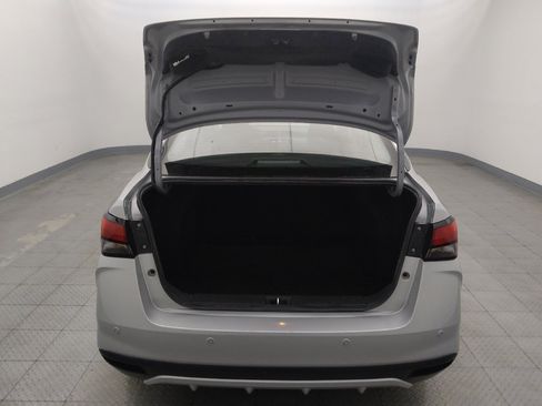Used 2025 Nissan Versa SV FWD image 29