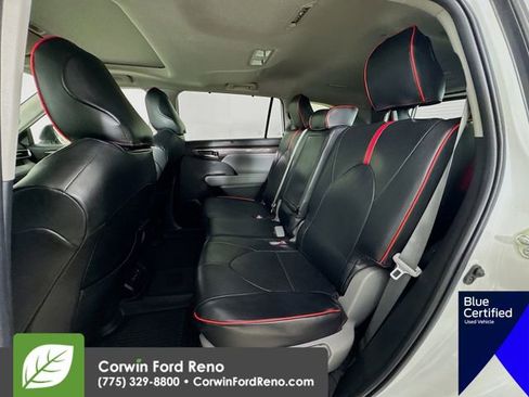 Used 2022 Toyota Highlander Limited image 28