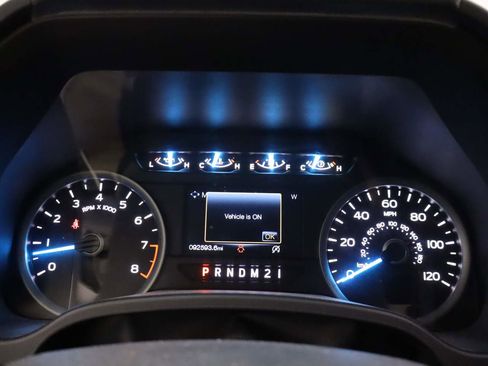 Used 2018 Ford F150 XLT w/ Equipment Group 302A Luxury image 4