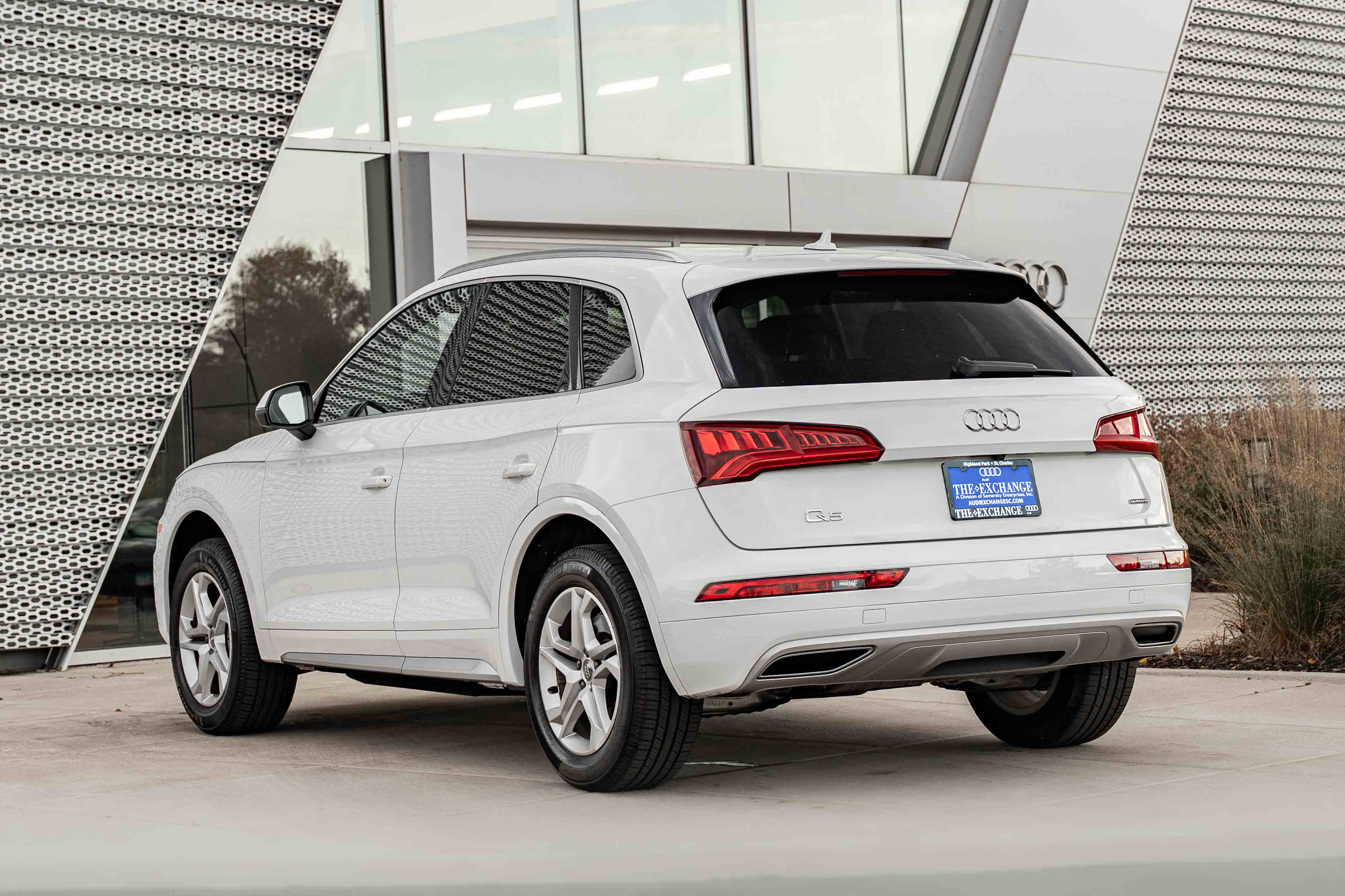 Used 2019 Audi Q5 2.0T Premium w/ Convenience Package AWD/4WD image 5