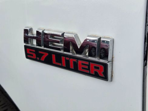 Used 2017 RAM 1500 Express RWD image 8