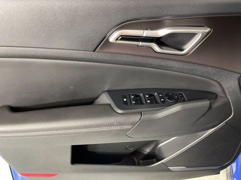 New 2026 Kia Sportage EX w/ EX Panorama Roof Package image 14