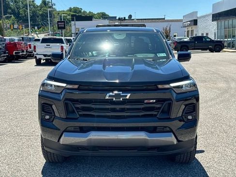 Certified 2025 Chevrolet Colorado Z71 w/ Midnight Edition AWD/4WD image 9