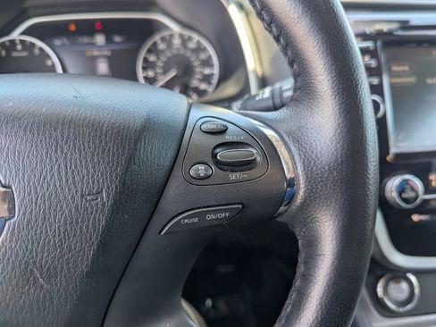 Used 2022 Nissan Murano SL w/ SL Moonroof Package image 18