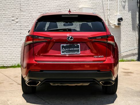 Used 2018 Lexus NX 300 FWD w/ Premium Package image 9