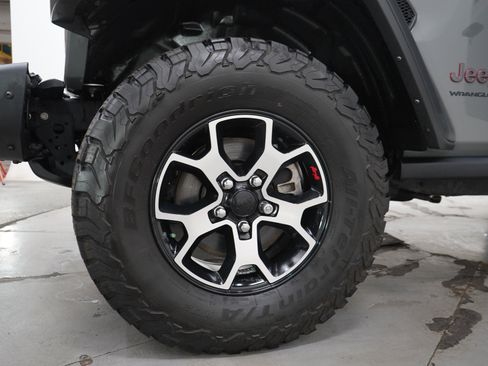 Used 2023 Jeep Wrangler Unlimited Rubicon w/ Steel Bumper Group AWD/4WD image 29
