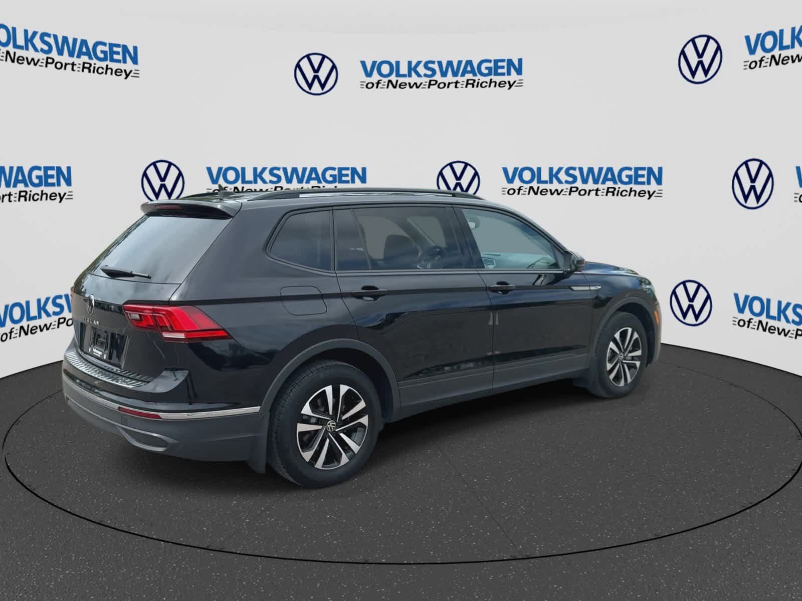 Used 2024 Volkswagen Tiguan S FWD image 8