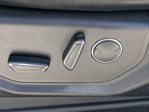 Used 2018 Ford F150 Lariat AWD/4WD image 19