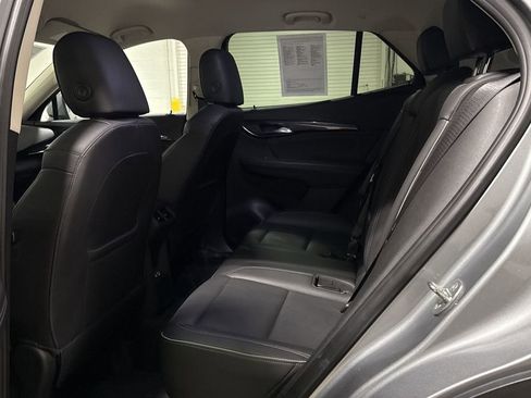 Used 2023 Buick Envision Essence image 22