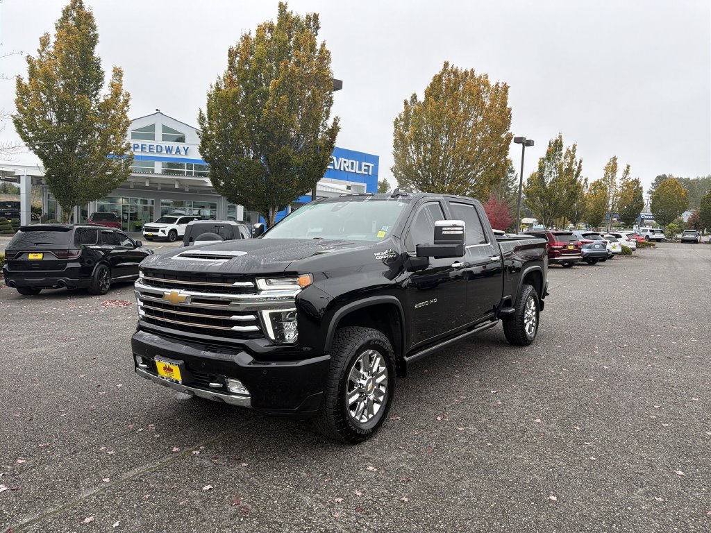 Certified 2022 Chevrolet Silverado 2500 High Country w/ Technology Package AWD/4WD image 5