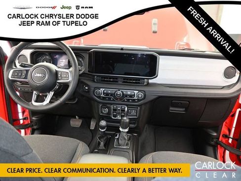 Used 2025 Jeep Wrangler Sahara w/ Safety Group image 38