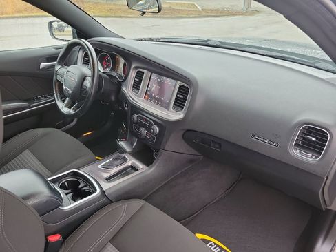 Used 2023 Dodge Charger SXT image 36