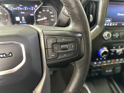 Used 2022 GMC Sierra 2500 Denali w/ Denali Ultimate Package image 16