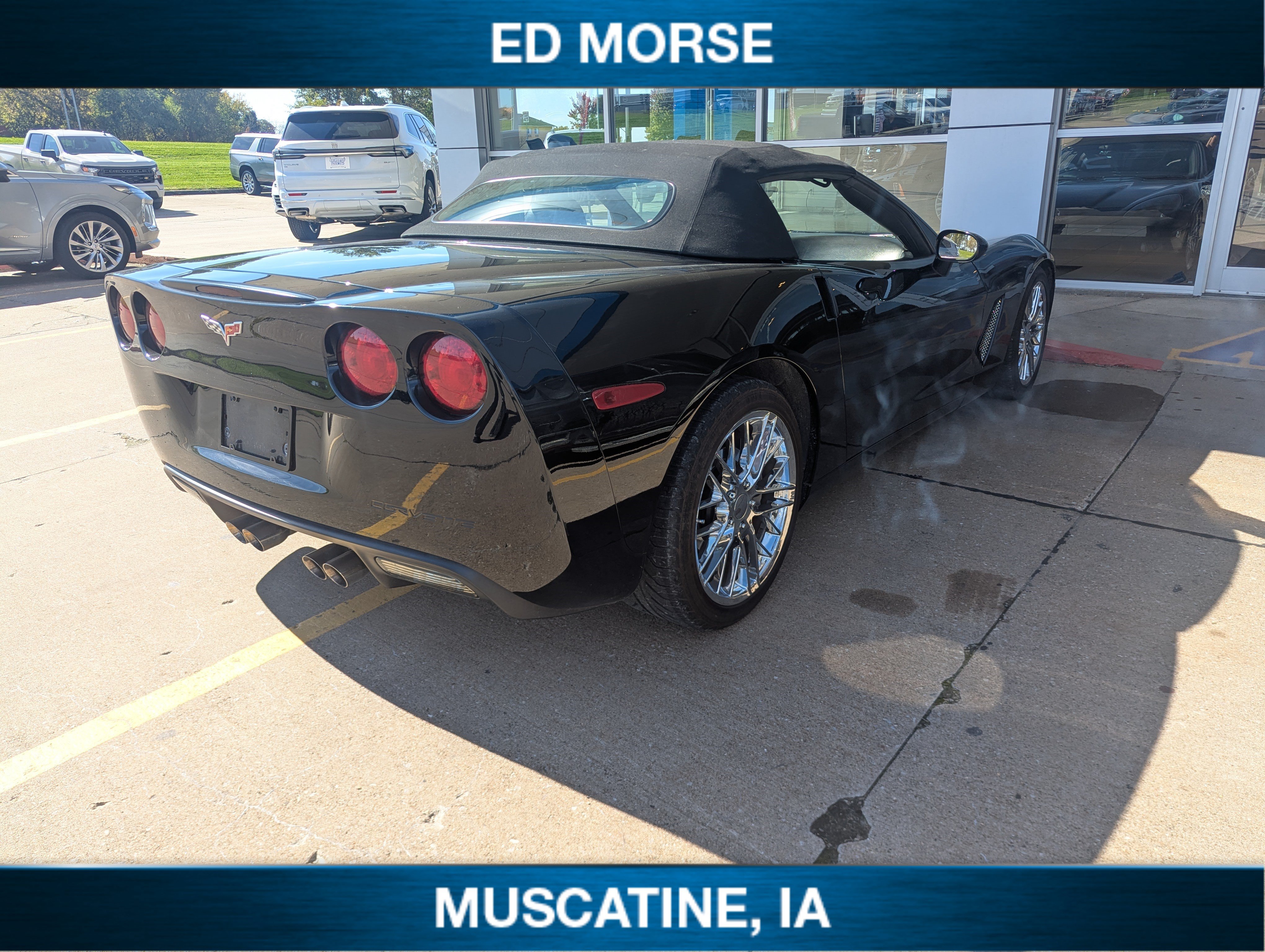 Used 2005 Chevrolet Corvette Convertible w/ Preferred Equipment Group RWD image 5