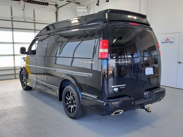 Used 2015 Chevrolet Express 2500 RWD image 7