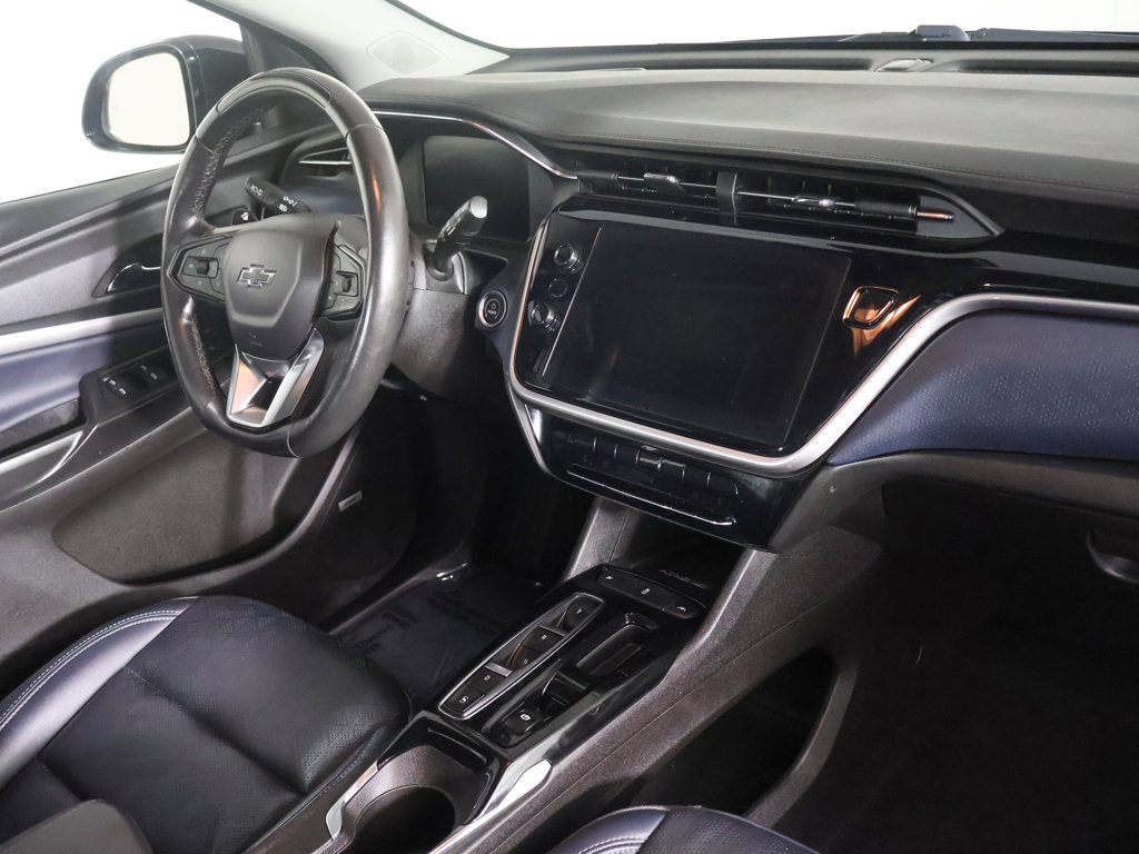 Used 2023 Chevrolet Bolt EUV Premier w/ Sun & Sound Package FWD image 33