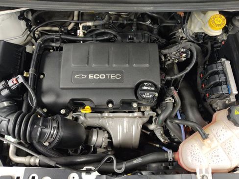 Used 2019 Chevrolet Sonic LT FWD image 30